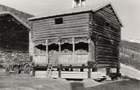 81. Bjølstad, Oppland - Riksantikvaren-T125 01 0594.jpg