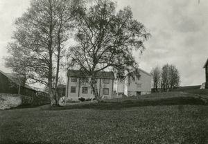Bjørgan prestegård, Hedmark - Riksantikvaren-T119 01 0096.jpg