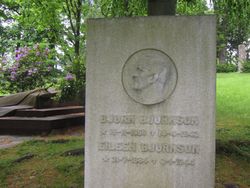 Bjørn Bjørnson (1859–1942), Vår Frelsers gravlund. Foto: Stig Rune Pedersen (2012).