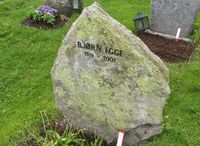 Offiseren og Røde Kors-presidenten Bjørn Egges gravminne på Ullern kirkegård. Foto: Stig Rune Pedersen