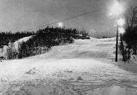 Bjørnbåsen slalombakke - bak Bjørnbåsen barnehage. Foto: Harstad Tidende
