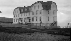 Bjørnsgård skole 1920-åra.jpg