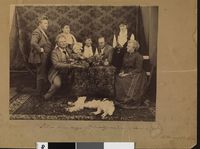84. Bjørnstjerne Bjørnson sammen med sin familie, Aulestad ca. 1891 - no-nb digifoto 20160712 00119 bldsa BB1499.jpg