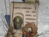 4. Bjarne Andersen gravminne Vestre gravlund Oslo.jpg
