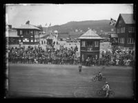 Motorsykkelløp på Bjerkebanen. Foto: Narve Skarpmoen