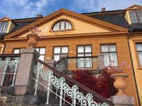 Motiv fra hovedbygningen på Bogstad gård. Foto: Stig Rune Pedersen