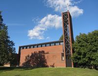 Bredtvet kirke/St. Johannes kirke, Bredtvetveien 12. Foto: Stig Rune Pedersen