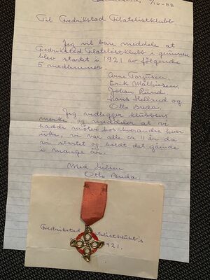 Brev og medalje Breda.jpg