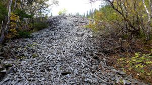 Brynestein i brotet.JPG