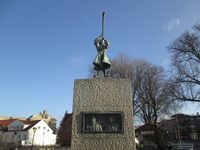 Monument i Busterudparken i Halden. Foto: Stig Rune Pedersen (2013).