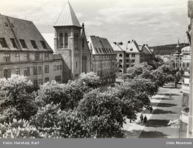 Bygdøy allé ved Frogner kirke. Foto: Karl Harstad/Oslo Museum (1950).