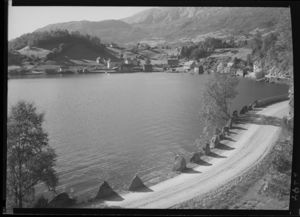 Bygstad, Sundfjord - no-nb digifoto 20160225 00050 NB MIT FNR 06294.jpg