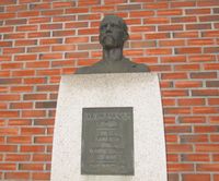 Byste av Nansen ved Fridtjof Nansens vei 17-19 i Oslo, nær Frøen gård hvor han ble født. Foto: Stig Rune Pedersen