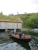 Trirøing under kappseglas i Kråksundet. Foto: Olve Utne (2011).