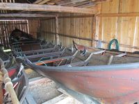 «Halsabrura» i naustet ved Husasnotra og Geitbåtmuseet. Foto: Olve Utne (2011).