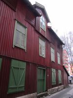 Hjelmsgate 3 våren 2012. Foto: Olve Utne