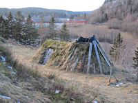 Sørsamisk kåte fra Elgå-området, nå ved Sverresborg Folkemuseum i Trondheim. Foto: Olve Utne (2014).