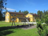 Elgå skole, nedlagt 2012. Foto: Olve Utne (2015).
