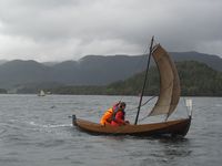 Sognebåt under kappsegling på Råseglseminaret 2015 på Otnes i Valsøyfjorden. Foto: Olve Utne