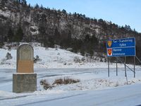 317. C19141 kommune- og fylkesgrense mellom Hemne og Aure.jpg