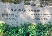 Familegravminne, Cappelen, på Tanum kirkegård med bl.a. Peder Wright Cappelen. Foto: Stig Rune Pedersen