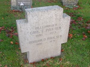 Carl Edvard Paulsen gravminne Tønsberg.jpg