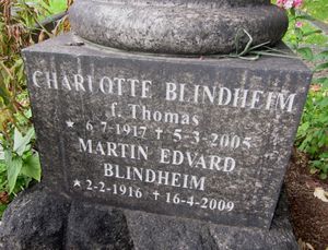 Charlotte og Martin Edvard Blindheim gravminne.jpg