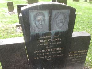 Christian F. Ottersen gravminne.jpg