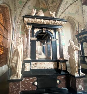 Christian III gravmonument Roskilde.jpg