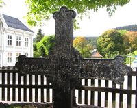 Gravminnet til Kongsbergs første ordfører, prokurator Christopher Gothart Torp. Foto: Stig Rune Pedersen