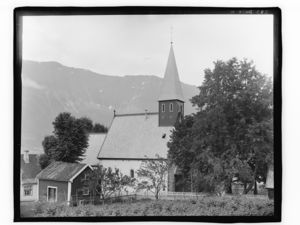 Dale kirke eksteriør - NB MS G4 0923.jpg