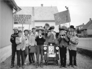 Demo Kjeller 17 mai 1958.PNG