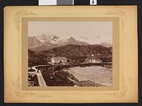 265. Den gamle kirke og prestegård, Kabelvåg, Lofoten - no-nb digifoto 20140307 00031 bldsa fFA00085.jpg