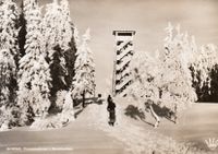 Det tredje Tryvannstårnet (sto 1933-1962). Foto: Postkort utgitt av Abel .