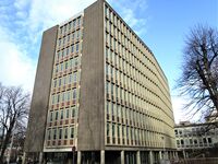 Rikstrygdeverket, Drammensveien 60 (1958-1960). Foto: Stig Rune Pedersen (2015).