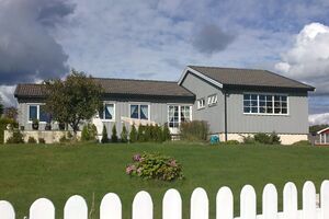 Dronning Gydas vei 24 (Larvik) red.jpg