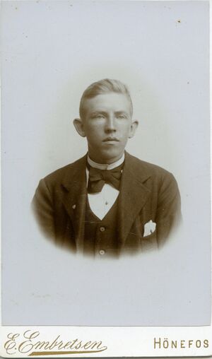 E. Embretsen HF1997 54 18.jpg