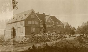 Eidsvoll Folkehøyskole, Akershus - Riksantikvaren-T042 01 0315.jpg