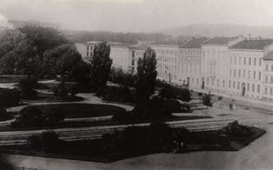 Eidsvolls plass, Oslo - Riksantikvaren-T001 01 1007.jpg