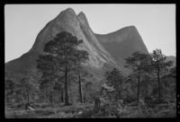 23. Eidtind sett fra Sætran - no-nb digifoto 20160210 00001 NB MIT FNR 05765.jpg