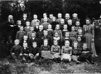 Elever ved skolen på begynnelsen av 1900-tallet.