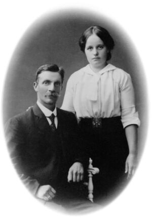 Elida og Einar Ekornhol 1a 600dpi.jpg