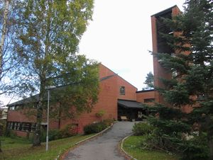 Ellingsrud kirke Oslo 2013.jpg