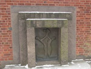Emanuel Vigeland museum Oslo inngangsdør.jpg