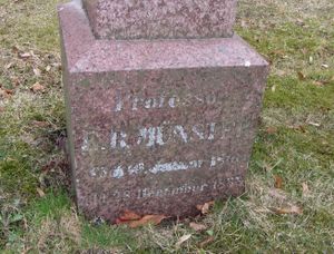 Emil Bertrand Münster gravminne Kongsberg.jpg