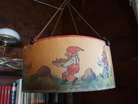 Lampeskjerm i Villa Heimdalstrand, Emma Normann Pastors hus i Balestrand.