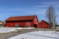 Redskapsbod og garasje. Foto: Leif-Harald Ruud (2023)