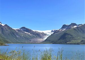 Engabreen juni 2023.jpg