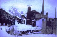 Exelsior limfabrikk ved Lørenskog stasjon.