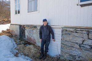 Eystein Røset vd Langmo gård.jpeg